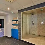 Western מלון 4*