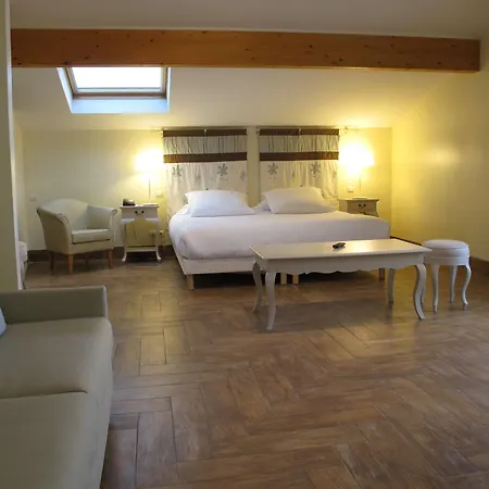 Hotel Sanary, Soleil Et Jardin - Renovation Hiver 2024-25