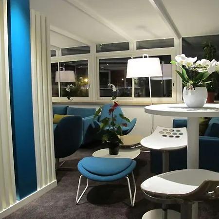 Hotel Sanary, Soleil Et Jardin - Renovation Hiver 2024-25