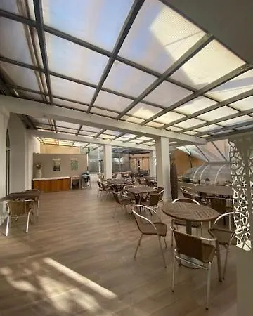 Hotel Sanary, Soleil Et Jardin - Renovation Hiver 2024-25 4*