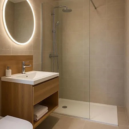 Hotel Sanary, Soleil Et Jardin - Renovation Hiver 2024-25 4*
