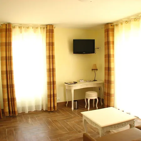 Western Soleil Et Jardin Hotel 4*