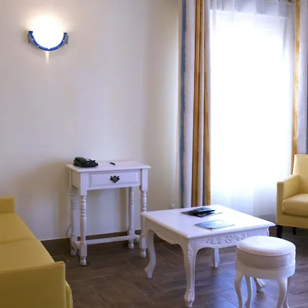 Отель Western 4*