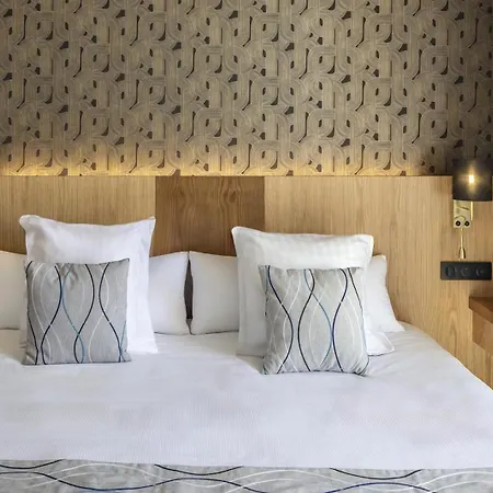 Western Санари-сюр-Мер