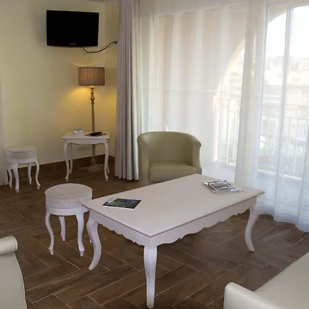 Sanary, Soleil Et Jardin - Renovation Hiver 2024-25 Hotel
