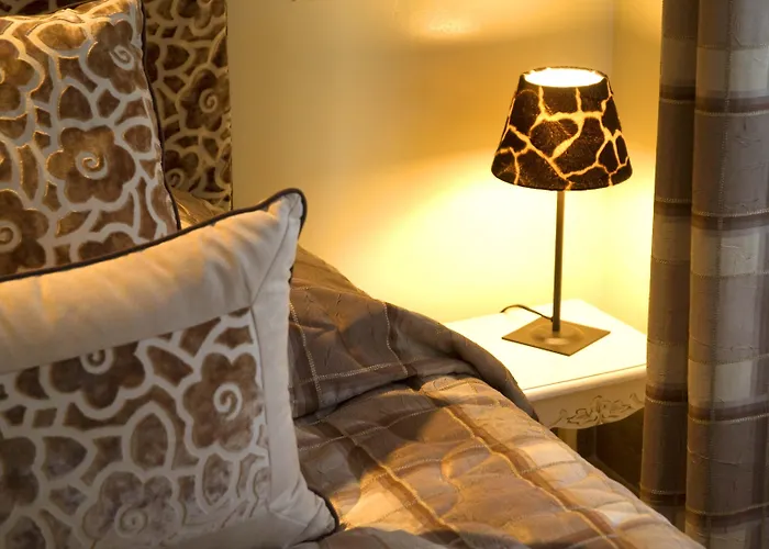 Western Hotel 4*