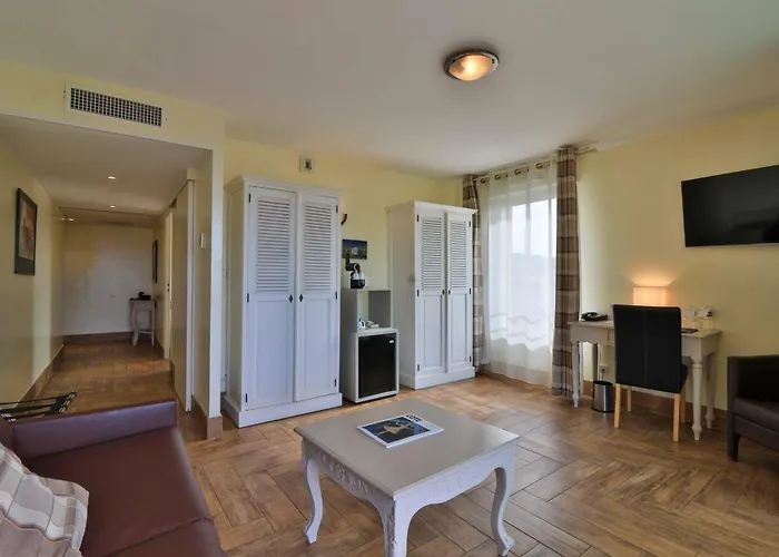 Western Soleil Et Jardin Hotel