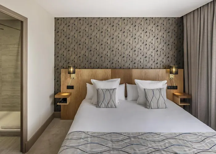 Hotel Western Soleil Et Jardin 4*